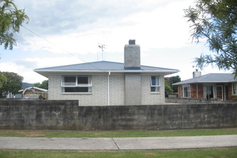 Photo of property in 34 Seddon Street, Te Puke, 3119