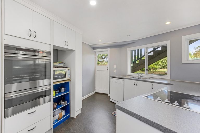 Photo of property in 87 Warren Road, Raglan, 3295