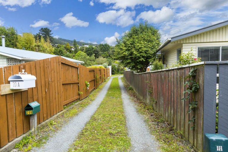 Photo of property in 20a Blue Mountains Road, Silverstream, Upper Hutt, 5019