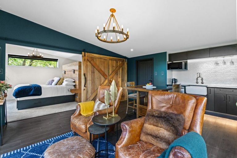 Photo of property in 8 Ormond Road, Hospital Hill, Napier, 4110