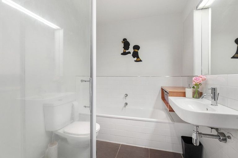 Photo of property in The Altair, 11/120 Rintoul Street, Newtown, Wellington, 6021