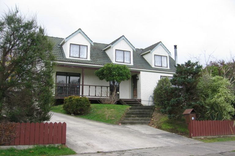 Photo of property in 51 Rhodes Drive, Kelvin Grove, Palmerston North, 4414
