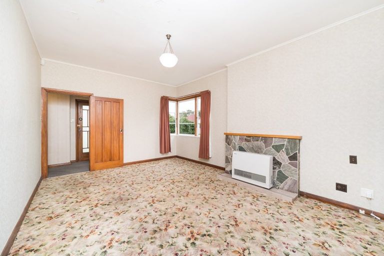 Photo of property in 11 Savage Crescent, West End, Palmerston North, 4412