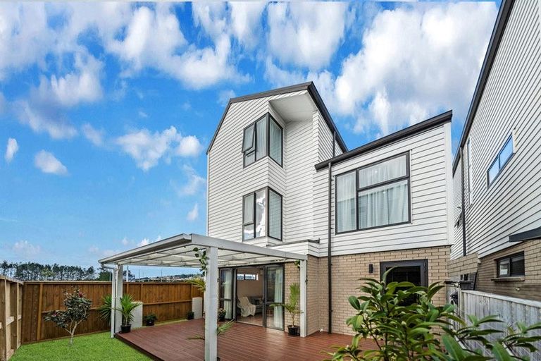 Photo of property in 6 Manahau Lane, Flat Bush, Auckland, 2019