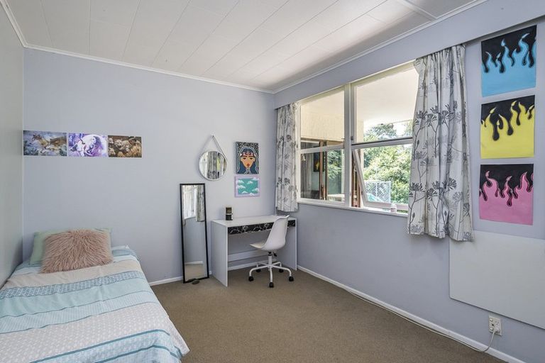 Photo of property in 531 Kawiu Road, Levin, 5572