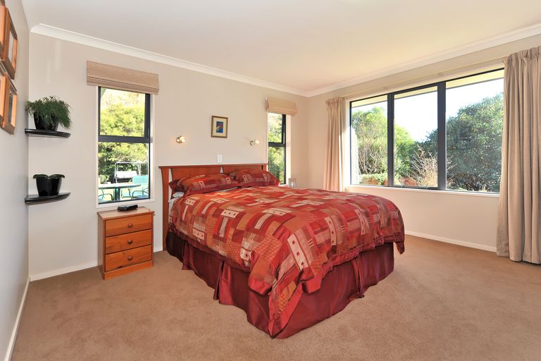 Photo of property in 6 Tussock Place, Stoke, Nelson, 7011