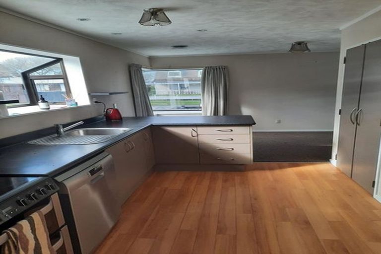 Photo of property in 59 Benmore Avenue, Cloverlea, Palmerston North, 4412