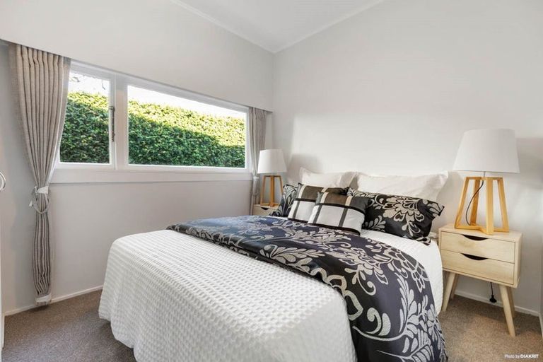 Photo of property in 1/22 Northumberland Avenue, Belmont, Auckland, 0622