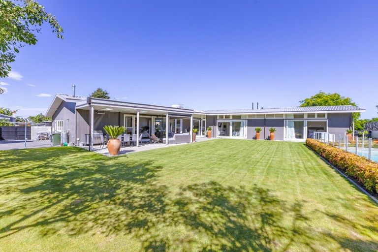 Photo of property in 15 Goodger Street, Waipukurau, 4200