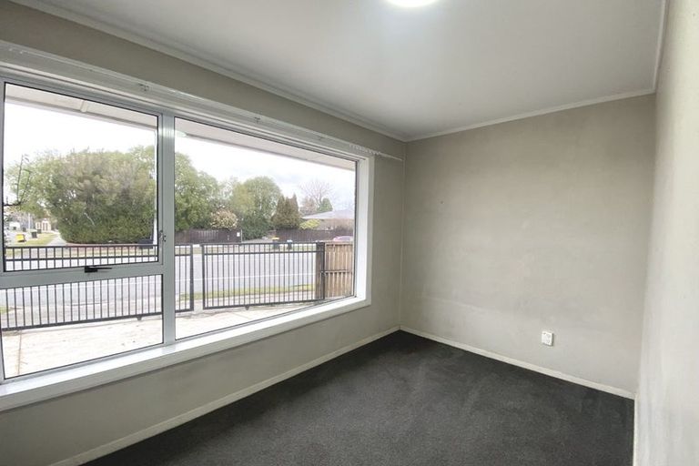 Photo of property in 116 Kendal Avenue, Burnside, Christchurch, 8053