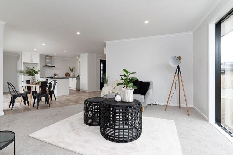 Photo of property in 6 Tarata Grove, Lansdowne, Masterton, 5810