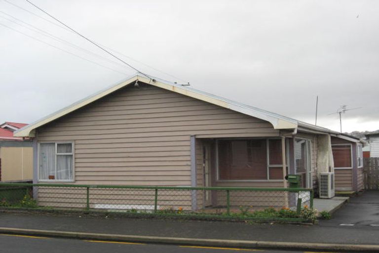 Photo of property in 136 Bay View Road, South Dunedin, Dunedin, 9012