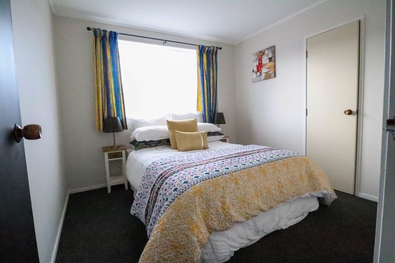 Photo of property in 2/72 Palmers Road, Clendon Park, Auckland, 2103
