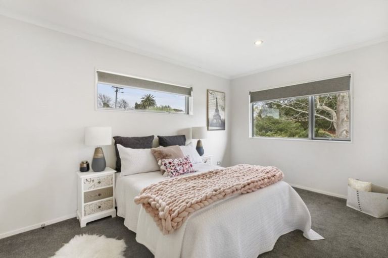 Photo of property in 2f Wood Street, Papakura, 2110