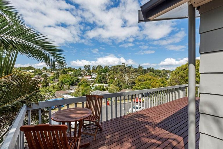 Photo of property in 5 Freya Place, Torbay, Auckland, 0630