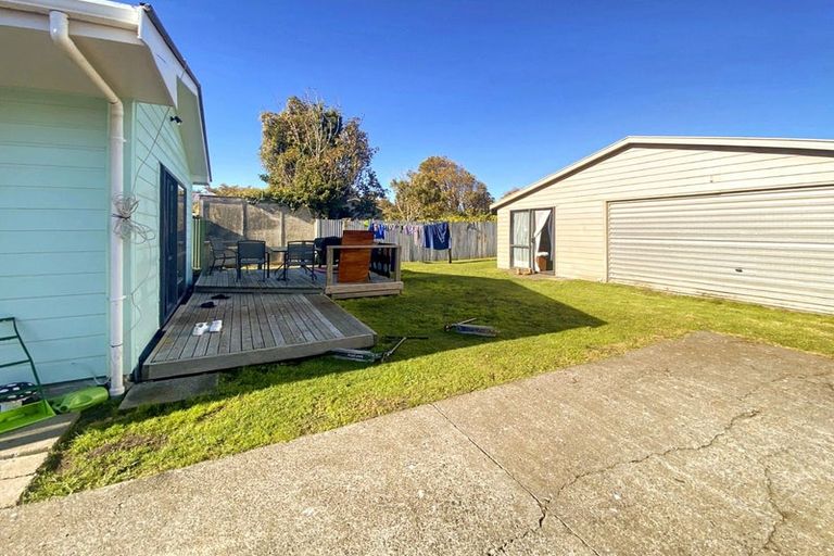 Photo of property in 15 Gibson Street, Aramoho, Whanganui, 4500