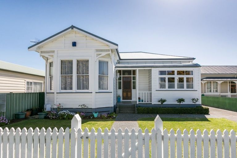 Photo of property in 10 Thistle Street, Napier South, Napier, 4110