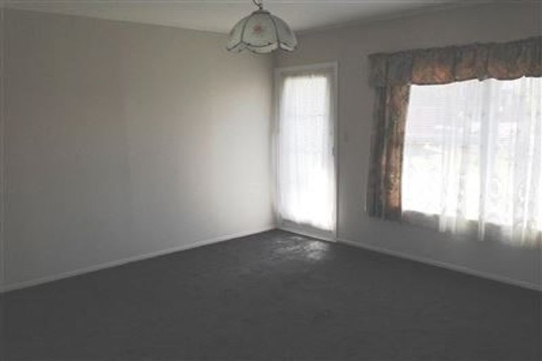 Photo of property in 1/15 Miles Avenue, Papatoetoe, Auckland, 2025