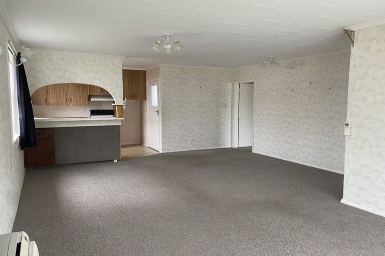 Photo of property in 2 Jenks Street, Foxton, 4814