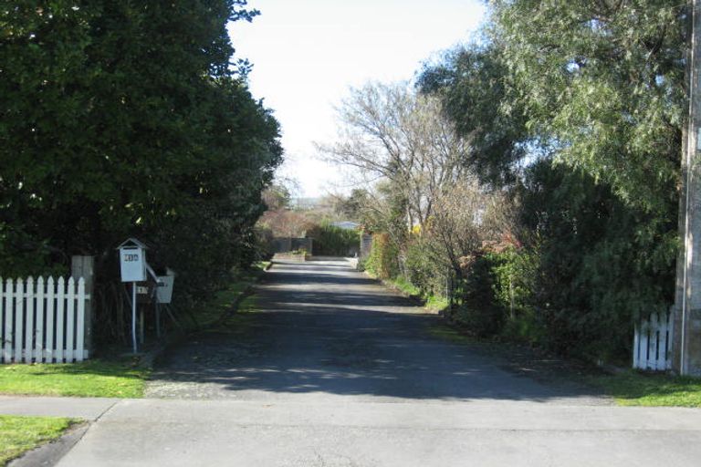 Photo of property in 21a Kempton Street, Greytown, 5712