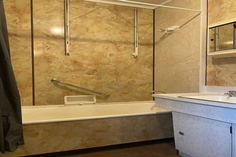 Photo of property in 17 Flanders Avenue, Onekawa, Napier, 4110