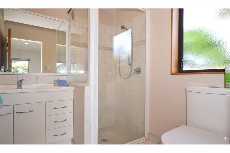 Photo of property in 21a Fairway Drive, Kerikeri, 0230