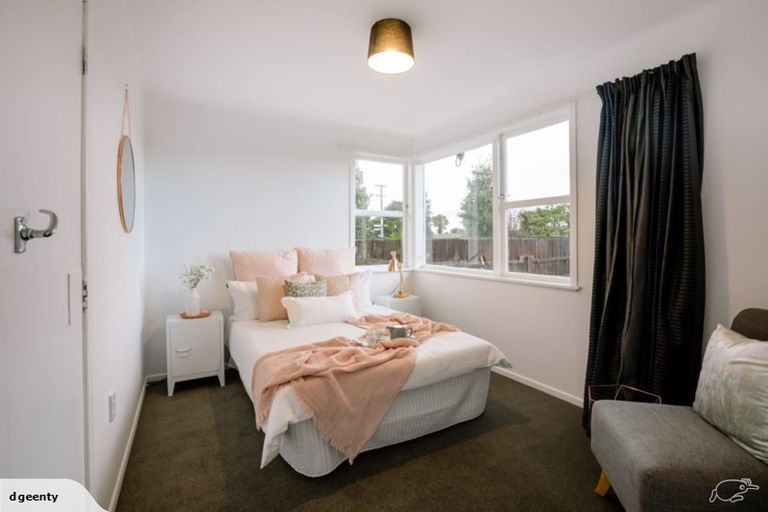 Photo of property in 79 Collins Road, Melville, Hamilton, 3206