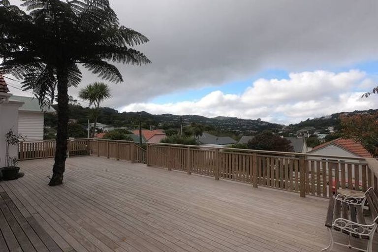 Photo of property in 10 Hathaway Avenue, Karori, Wellington, 6012