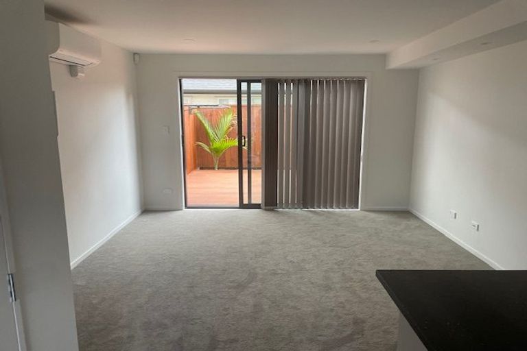 Photo of property in 12/23 Tudor Road, Henderson, Auckland, 0610
