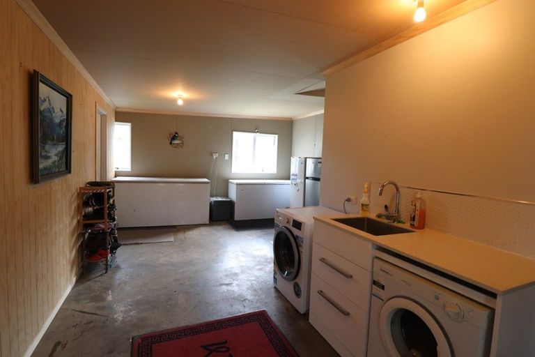 Photo of property in 19 Lake Road, Longbush, Invercargill, 9871