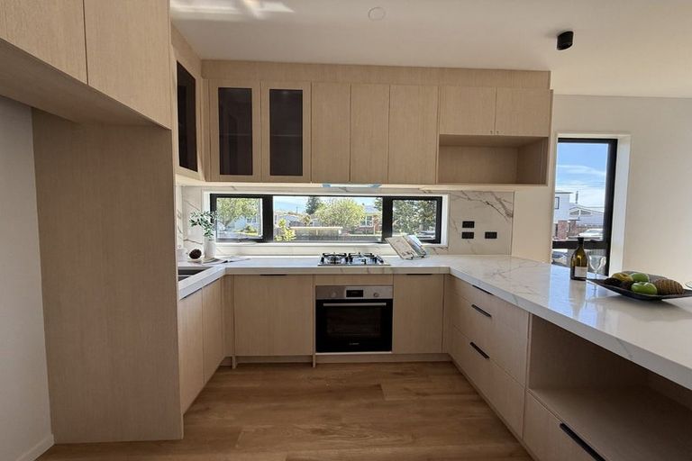 Photo of property in 4a Tainui Terrace, Mangere Bridge, Auckland, 2022