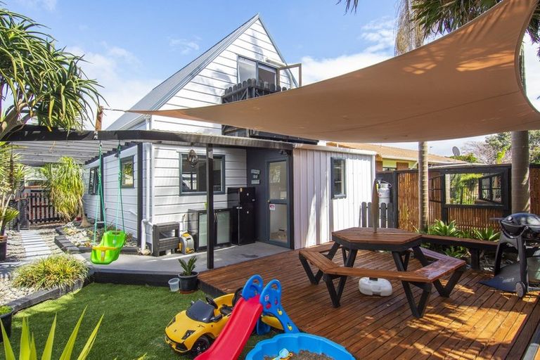 Photo of property in 34 Percy Road, Papamoa Beach, Papamoa, 3118