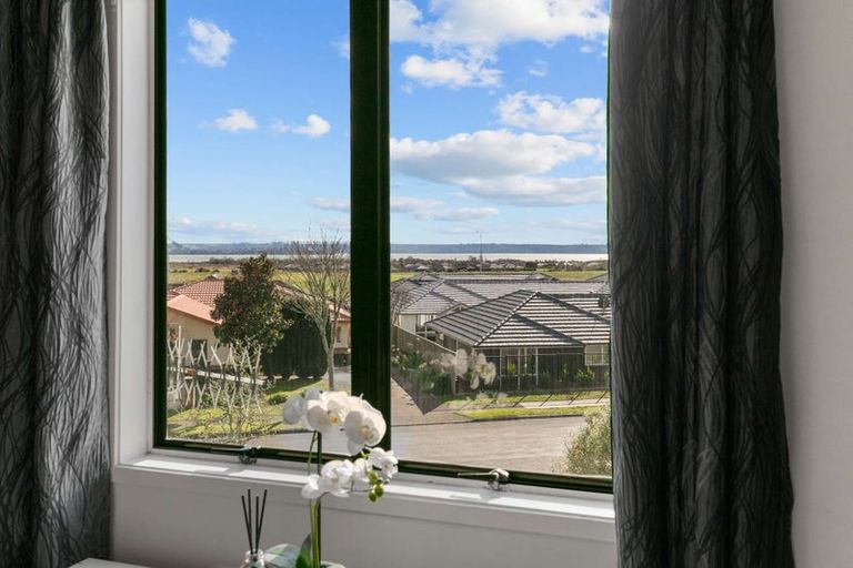 Photo of property in 2 Waitawa Place, Lynmore, Rotorua, 3010