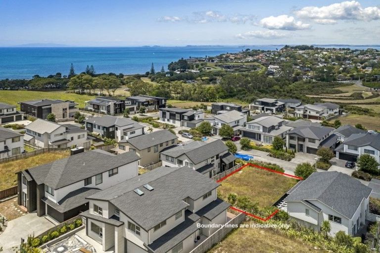 Photo of property in 7 Shelby Place, Long Bay, Auckland, 0630