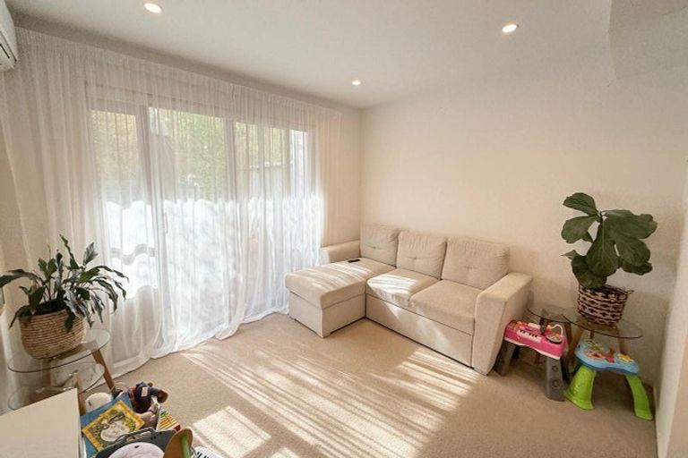 Photo of property in Rf202b, 20/18 Hewlett Road, Massey, Auckland, 0614