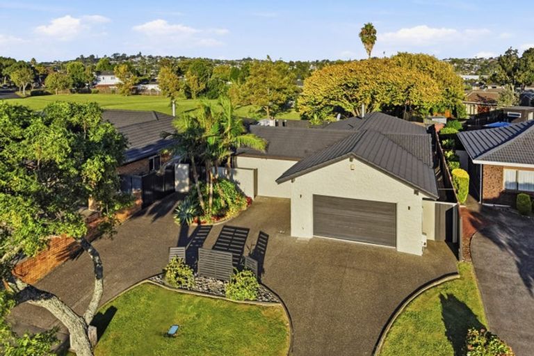 Photo of property in 188 Prince Regent Drive, Farm Cove, Auckland, 2012