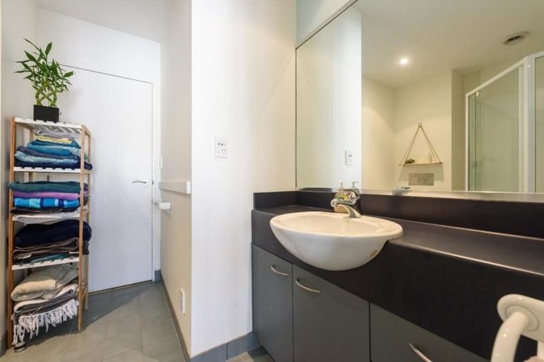 Photo of property in St Peters Apartments, 6b/192 Willis Street, Te Aro, Wellington, 6011