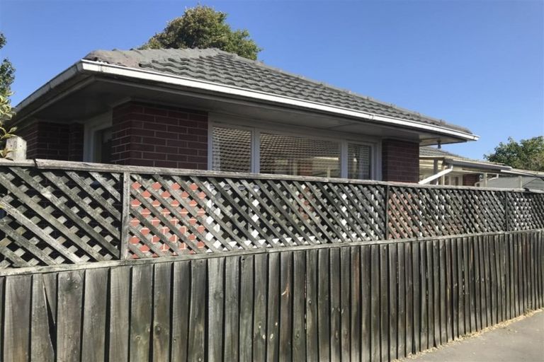Photo of property in 1/44 Division Street, Riccarton, Christchurch, 8041