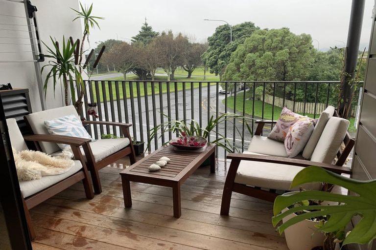 Photo of property in 103/94 Cambridge Terrace, Waterloo, Lower Hutt, 5011