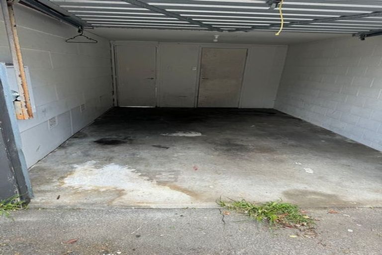 Photo of property in 1/42 Moncrieff Avenue, Clendon Park, Auckland, 2103