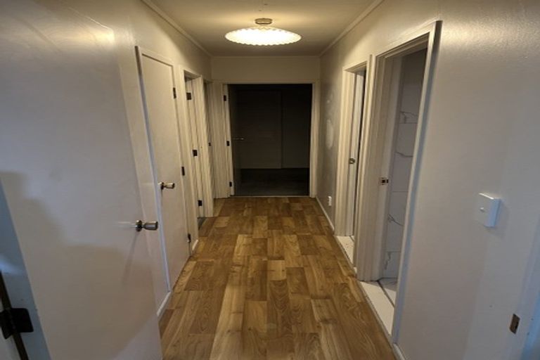 Photo of property in 10 Rukumoana Place, Clendon Park, Auckland, 2103