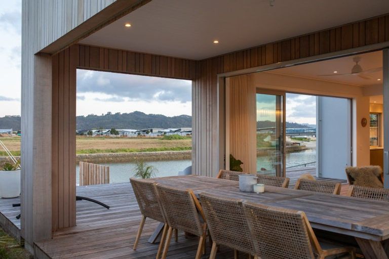 Photo of property in 16 Ngaroma Crescent, Whitianga, 3510