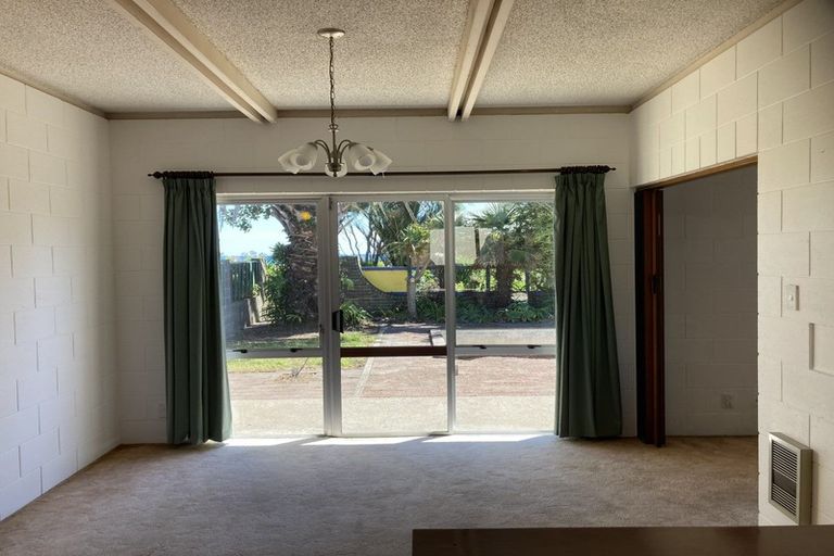 Photo of property in 42 Hume Street, Waitara, 4320