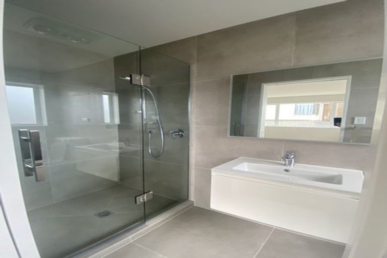 Photo of property in 18 Mardell Avenue, Hobsonville, Auckland, 0616