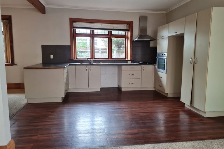 Photo of property in 17 North Parade, Richmond, Christchurch, 8013