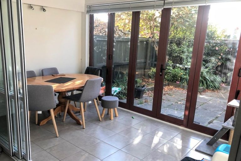 Photo of property in 11/16 Derby Street, St Albans, Christchurch, 8014