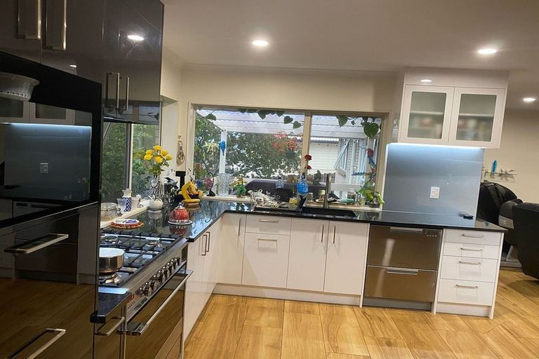 Photo of property in 53 Edendale Road, Somerville, Auckland, 2014