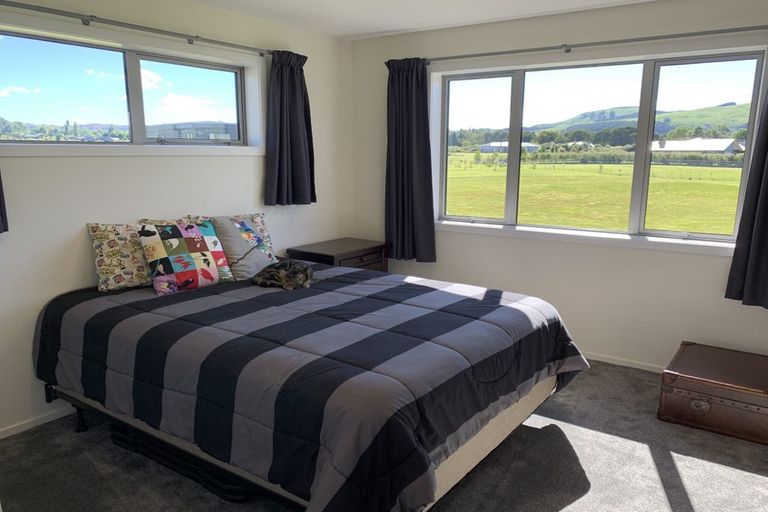 Photo of property in 24 Oakdale Drive, Kinloch, Taupo, 3377