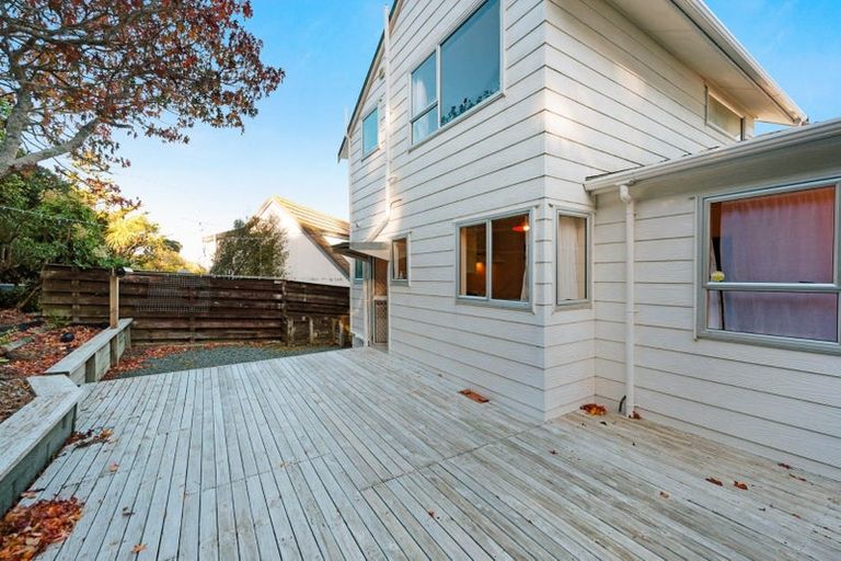 Photo of property in 14b Stonefield Place, Johnsonville, Wellington, 6037