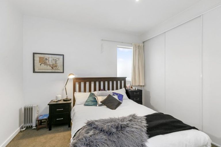 Photo of property in De Vere Apartments, 1/23 Tennyson Street, Te Aro, Wellington, 6011